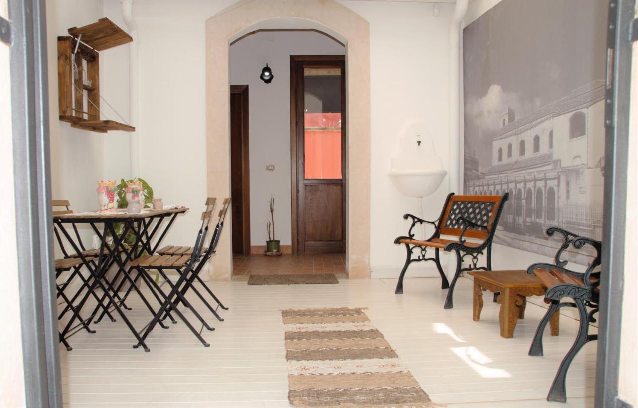A Viuzza Siracusa Syracuse Extérieur photo